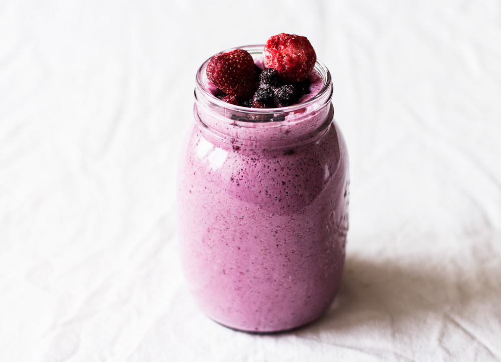 The Blue Zones Meal Planner QuinoaBerry Protein Smoothie